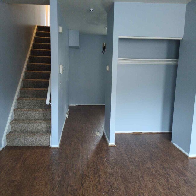 Foto del edificio - 842 N Madison St