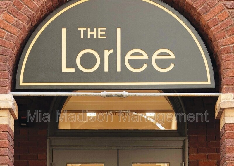 Primary Photo - 328 Barnard St