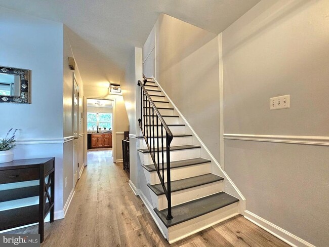 Building Photo - 2807 Lafora Ct