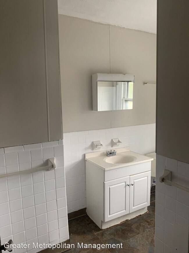 Foto del edificio - 5 br, 2 bath House - 157 E. Jackson Street