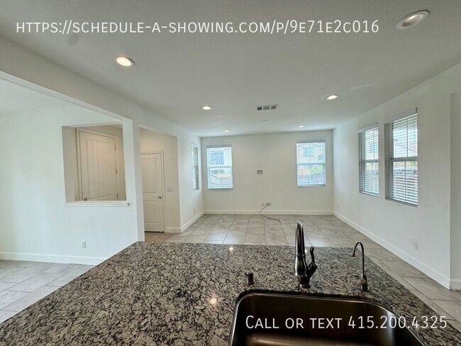 Building Photo - Brand New 3 Bedroom Home in Marina