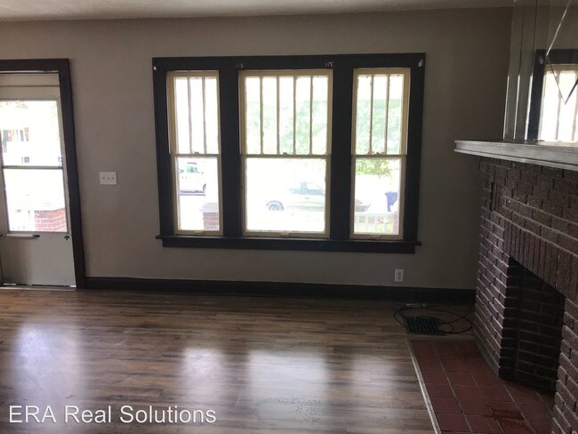 Building Photo - 3 br, 1 bath House - 264 Nashoba Avenue