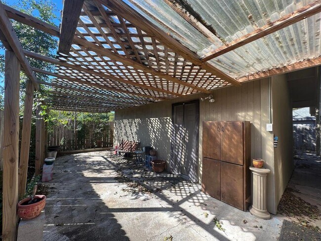 Foto del edificio - 11715 Acadian Dr