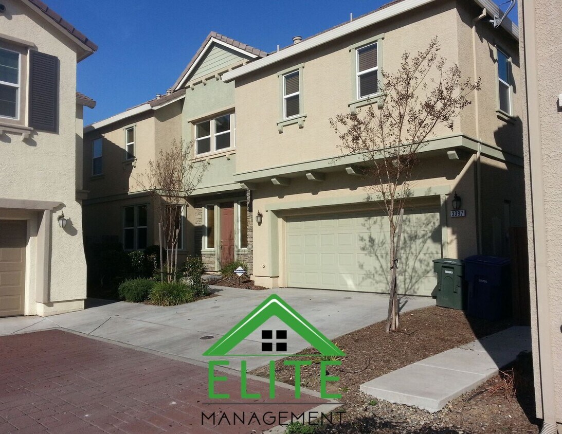 Primary Photo - Spacious 4-Bedroom Home in North Natomas –...