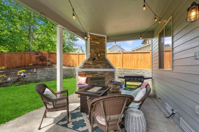 Foto del edificio - 3510 Highlands Blvd - 4 bedrooms + den