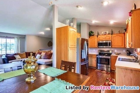 Building Photo - 31838 Elmwood Trl