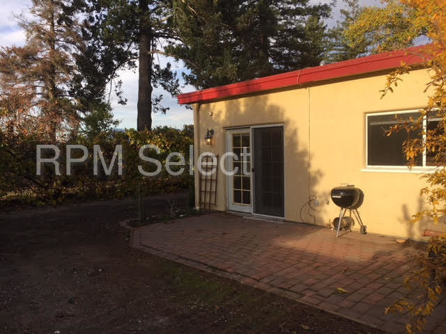 Building Photo - 1450 Rosewood Ln