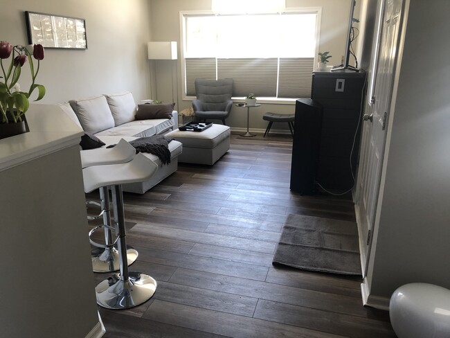 Foto del edificio - 7295 Brittany Ln