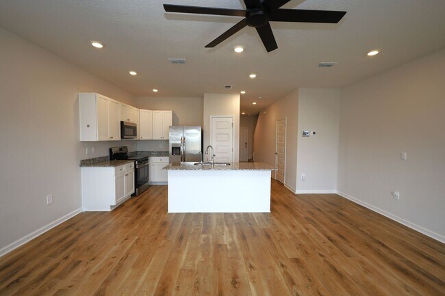 Foto del edificio - 6042 Bemiss Towns Dr