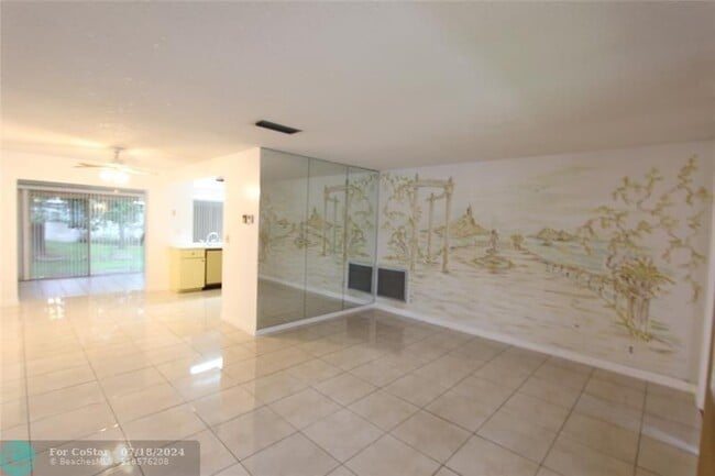 Building Photo - 6875 Margate Blvd