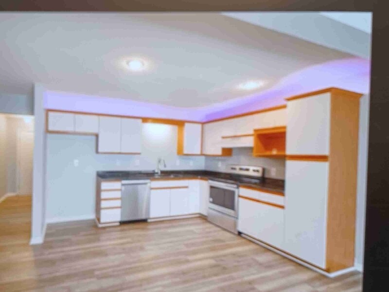 Building Photo - 2604 S Peck Ct