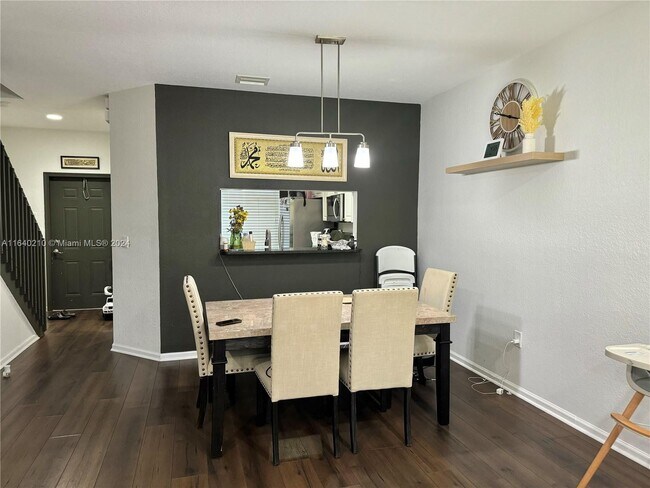 Foto del edificio - 8277 SW 25th Ct