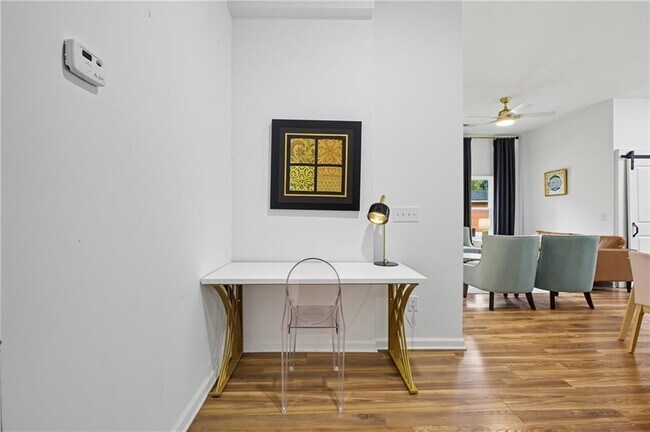 Foto del edificio - 1278 Plaza Ave SW