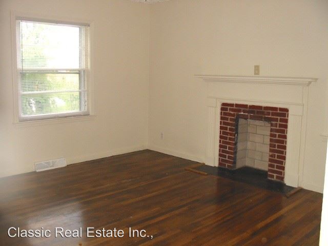 Building Photo - 145 Northwood Dr