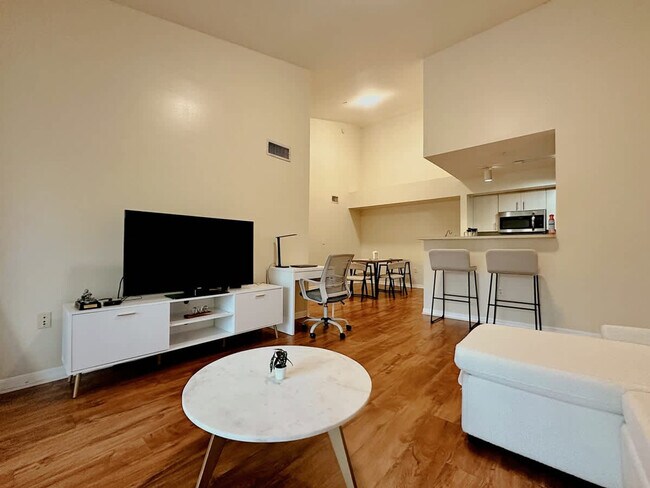 Foto del edificio - 631 SW 111th Ln