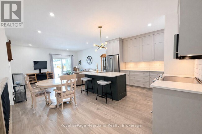 Photo du bâtiment - 20 Silver Crk Rd