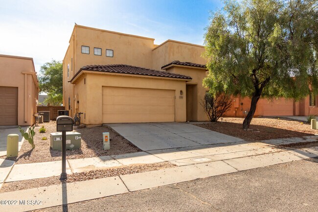 7560 E Truces Pl photo'