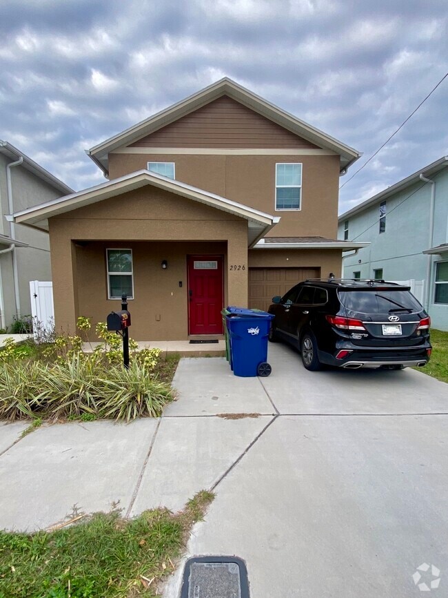 Ybor City Historic District Houses for Rent with a Garage Tampa, FL