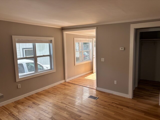The living room looking at the front-entrance - 52 Rose St