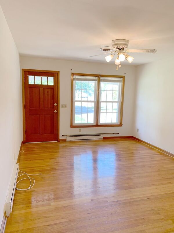 Building Photo - 706 Bourne St