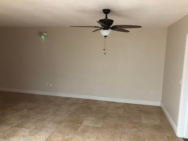 Building Photo - 4803 Orlando Ave