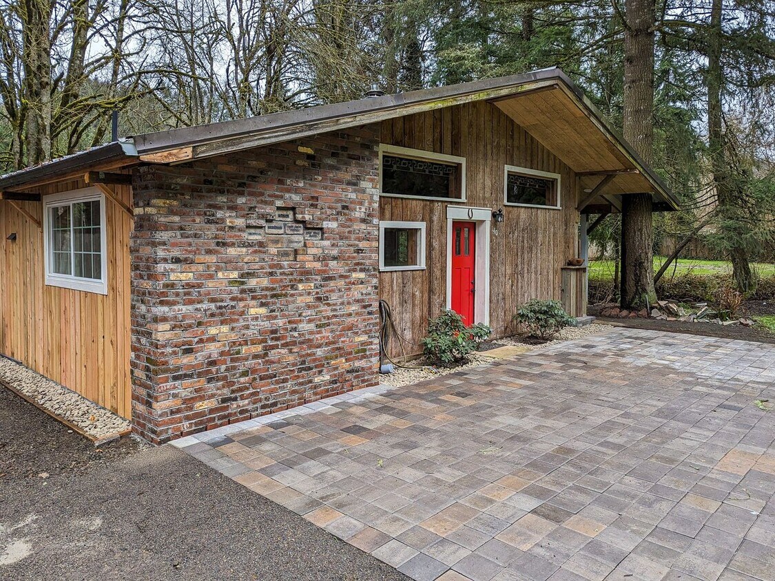 Primary Photo - Cozy Cabin-like Home with Office/Den! ~ Re...