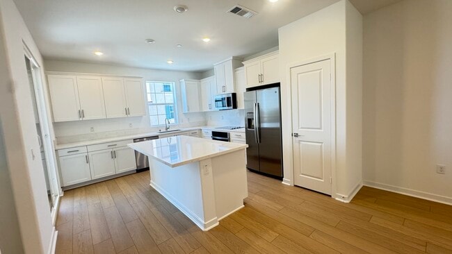 Building Photo - 8397 Tapia Way