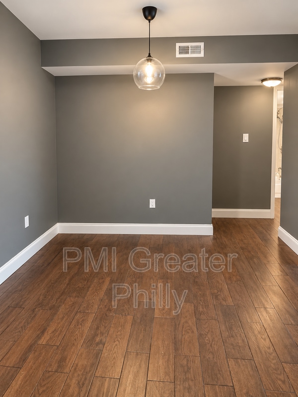 Building Photo - 407 Shawmont Ave