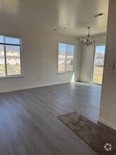 Building Photo - 622 E 1375 S