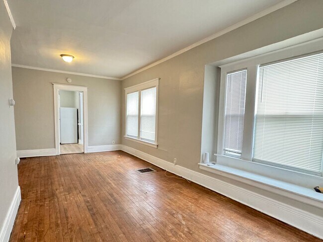 Foto del edificio - 278-280-280 Cedarwood Terrace