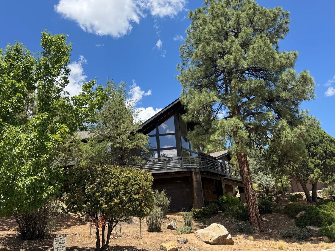 Foto del edificio - Cathedral Pines Three Bedroom Home