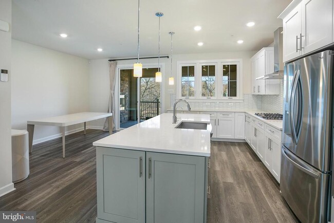 Foto del edificio - 6725 24th Ct N