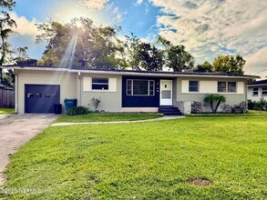 Building Photo - 845 Acapulco Rd
