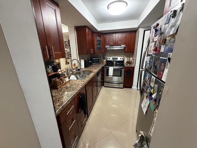 Foto del edificio - 7380 NW 18th St