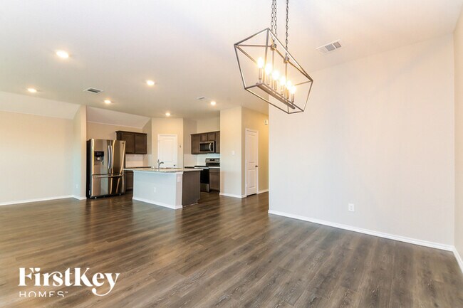 Building Photo - 406 Knapsack Ln