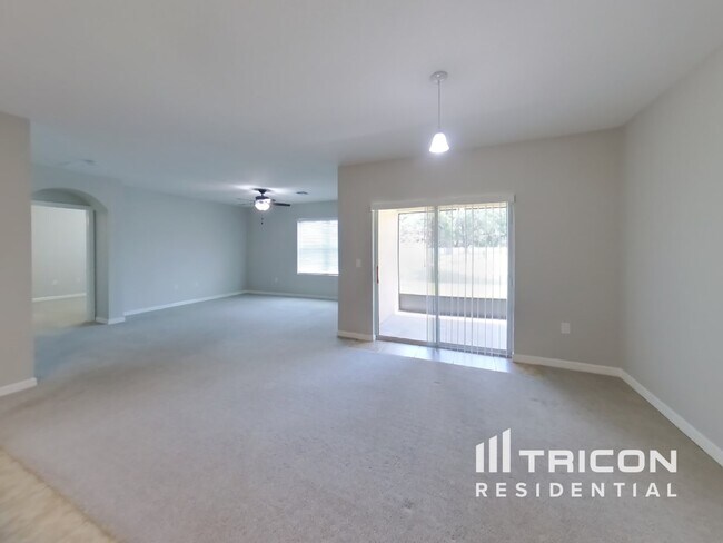 Building Photo - 7048 57th Terrace E Palmetto FL