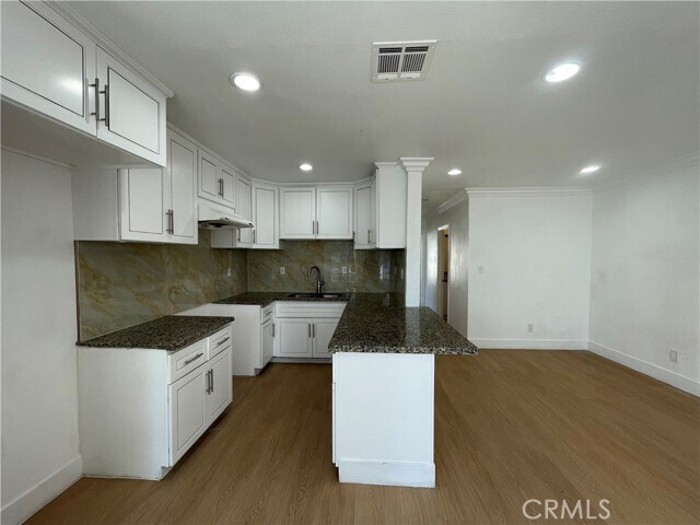 Foto del edificio - 1138 N Park Ave