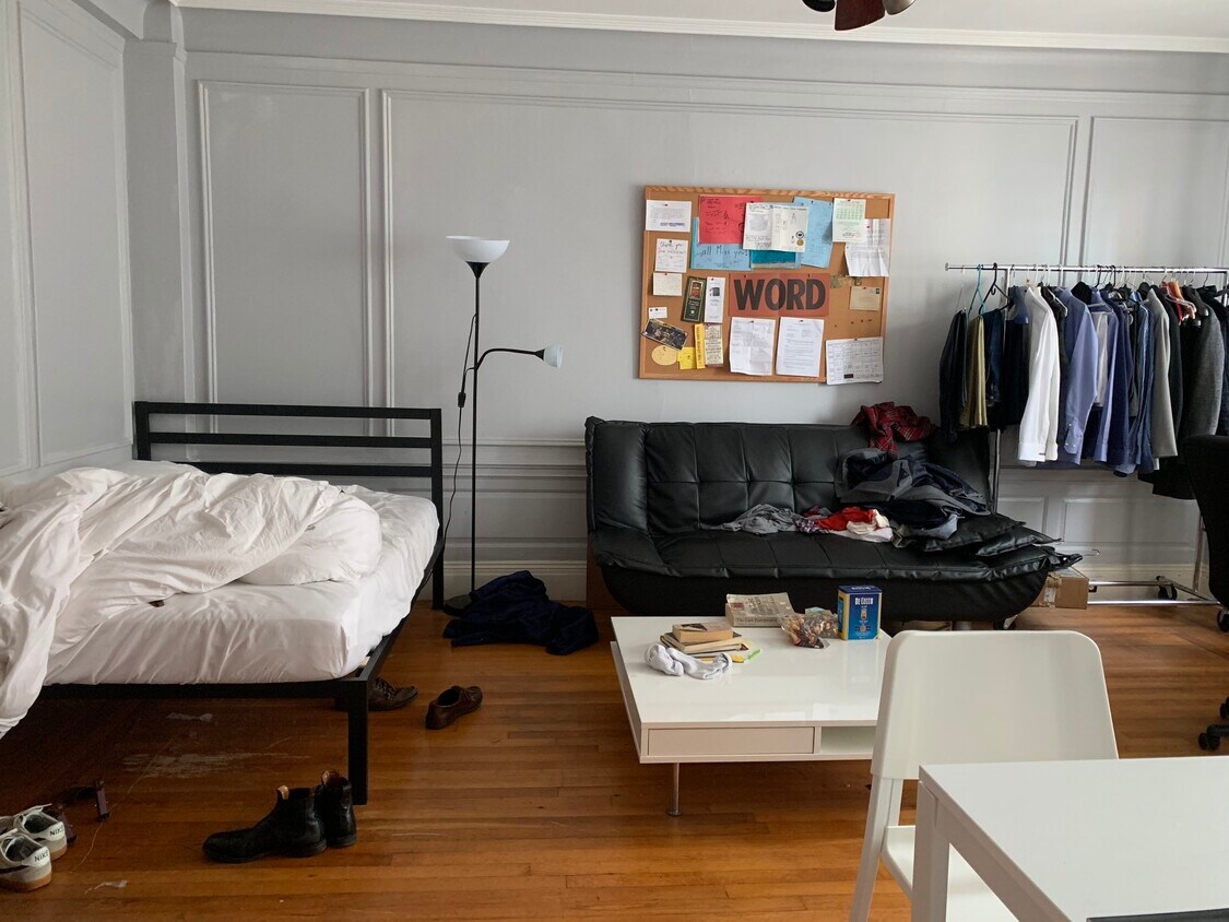 Primary Photo - 466 Commonwealth Ave