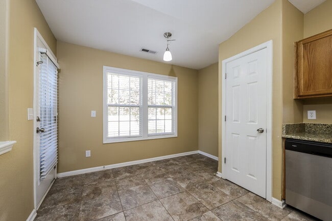 Building Photo - 2012 Embark Dr