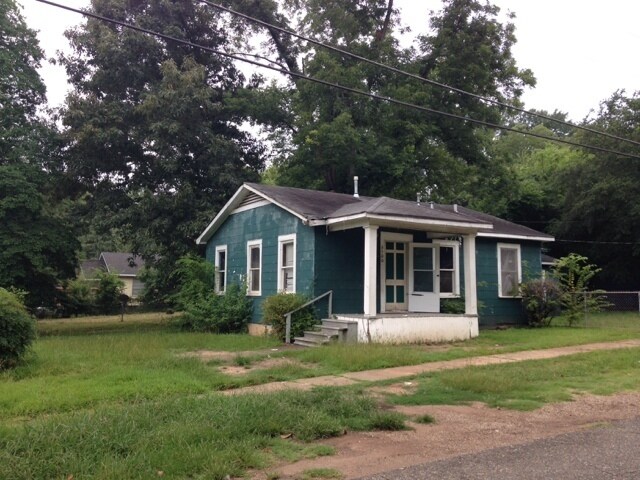 Foto principal - 6500 Henderson Ave