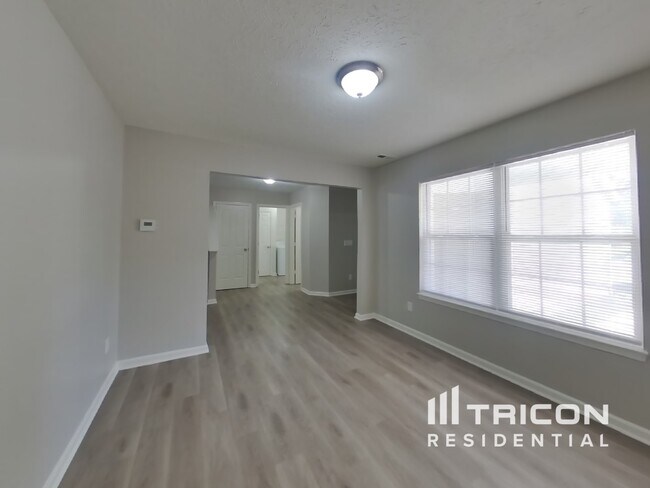 Foto del edificio - 8140 Carina Dr