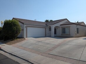 Building Photo - 4851 Marco Polo St