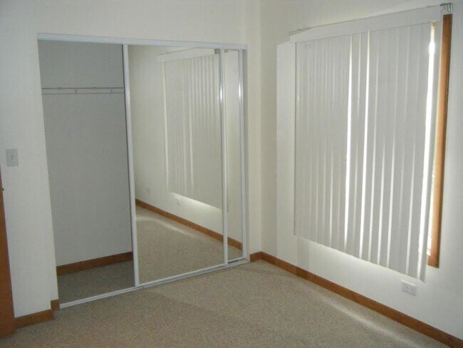 Foto del edificio - 550 75th St