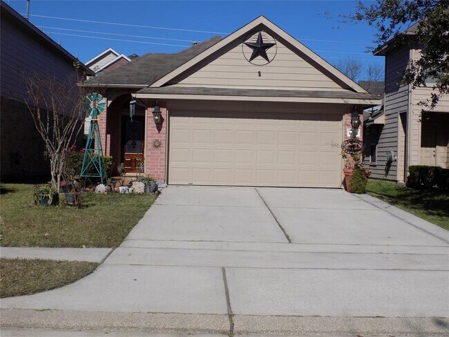 Building Photo - 13715 Rural Oak St