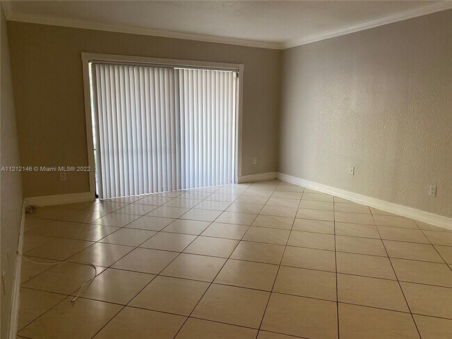 Foto del edificio - 9301 SW 92nd Ave