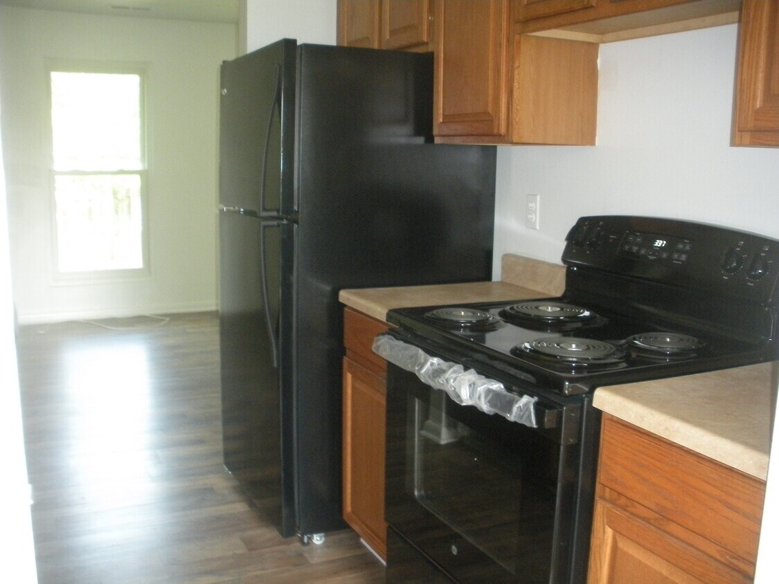 Foto principal - 79 Chestnut Dr