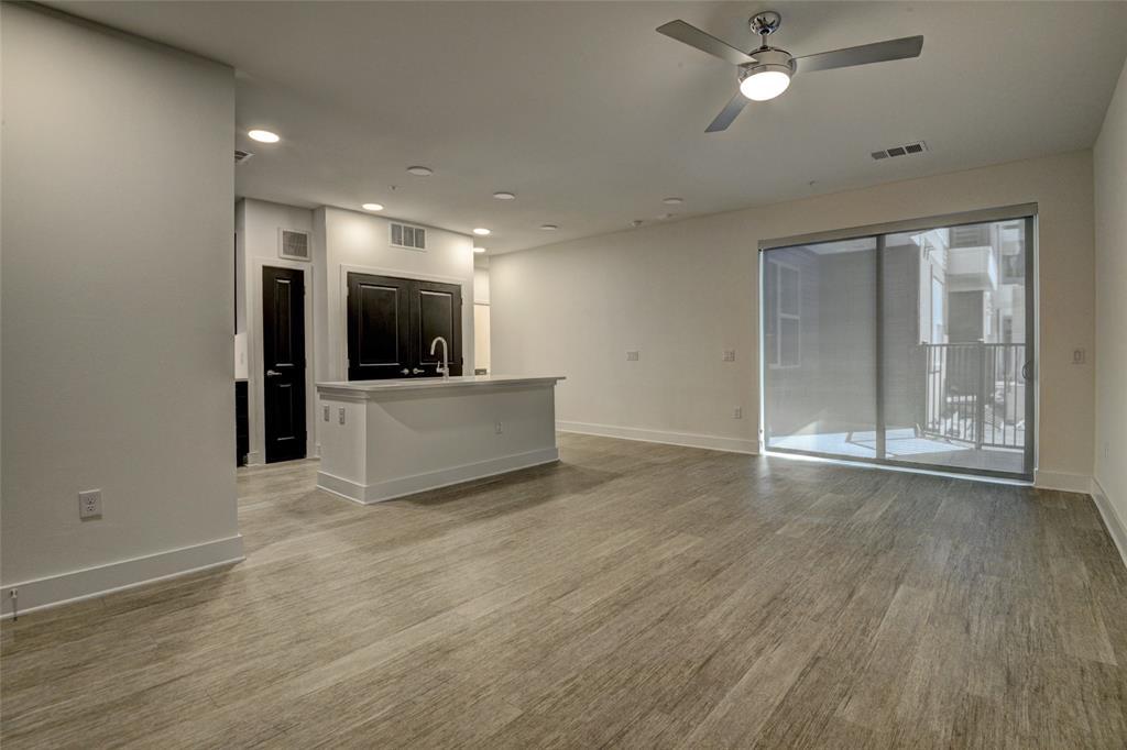 Foto principal - 6400 Washington St
