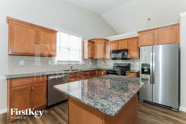 Foto del edificio - 962 Simonton Glen Dr SE