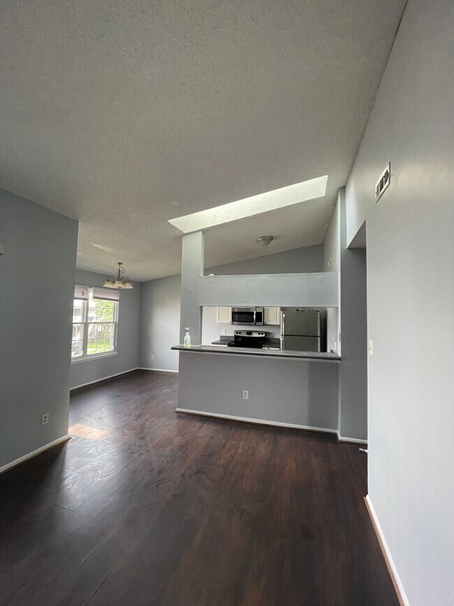 430 Shelter Dr Unit Newpointe Condo, Virginia Beach, VA 23462 Condo for Rent in Virginia Beach