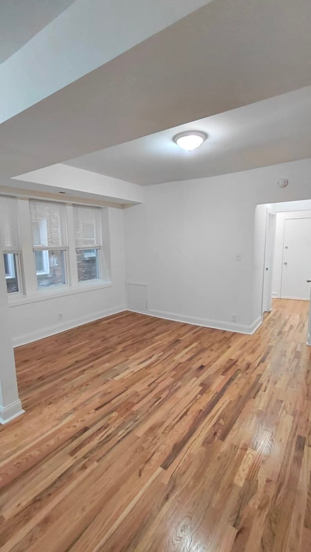 Building Photo - 1101 N Avers Ave